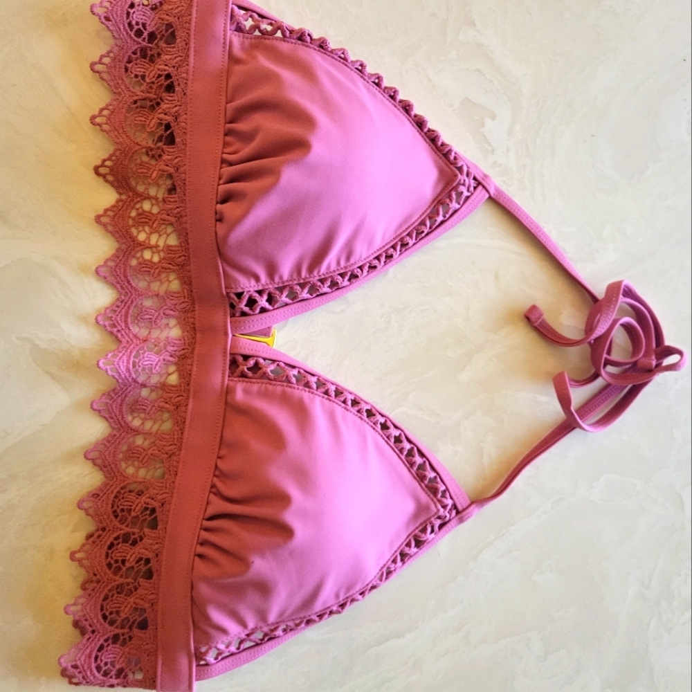 Nwot Xhilaration (L) Pink Bathing Suit Top